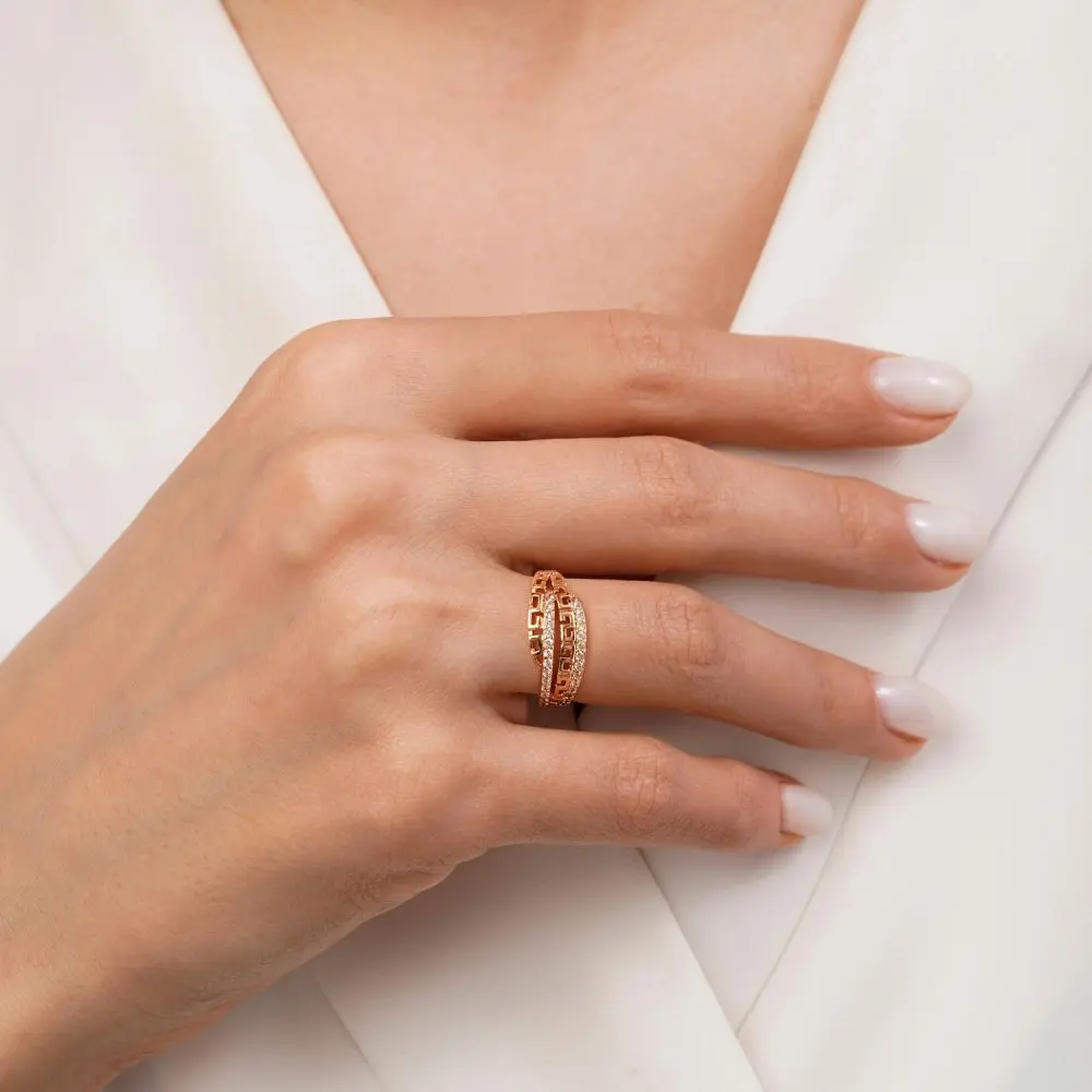 انگشتر شوپینگ نگین دار طلایی سایز ٨