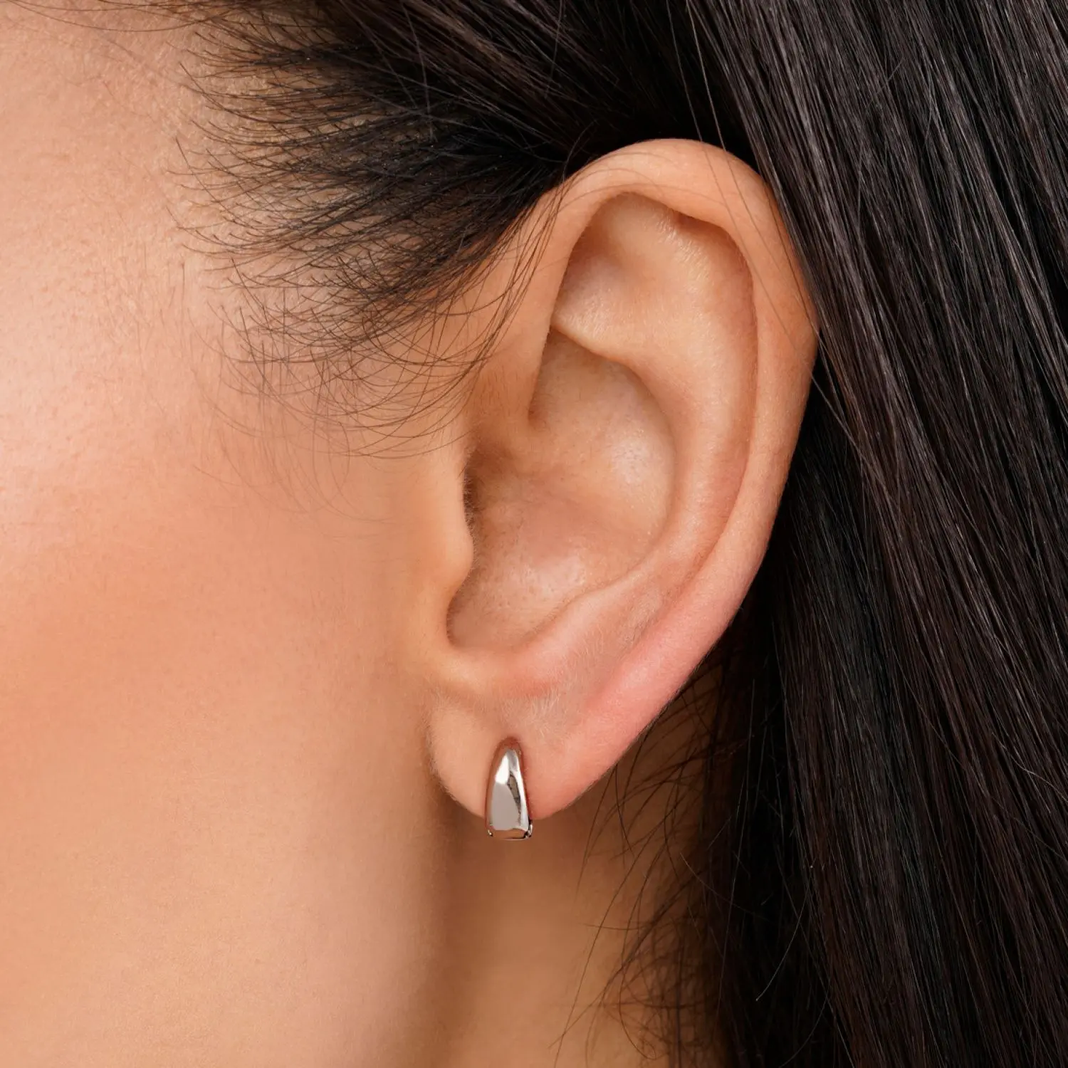 گوشواره حلقه ای شوپینگ سفید